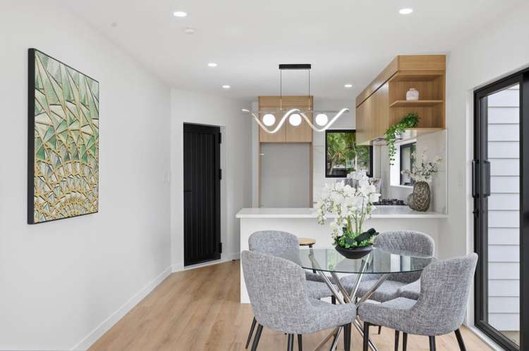 2/51 Woodward Road Mount Albert_9