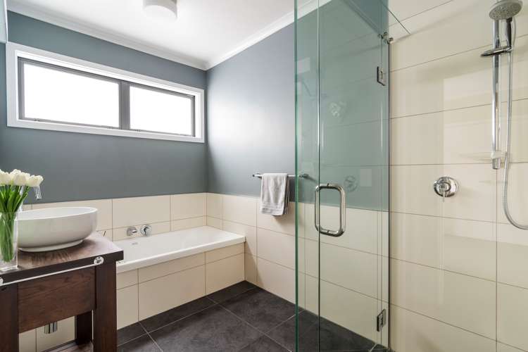 16 Sunningdale Drive Stoke_10