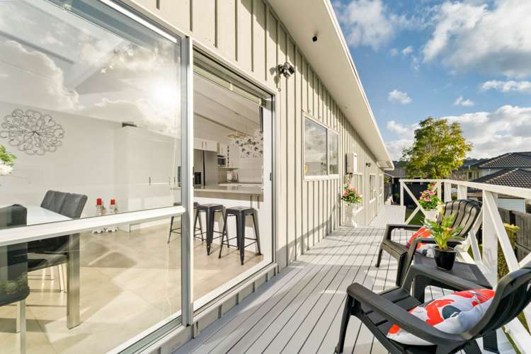 39 Willerton Avenue New Lynn_13