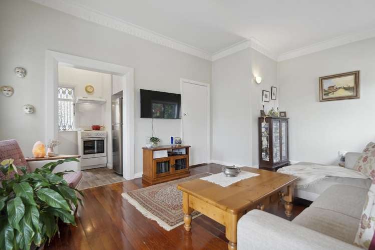 6/1 Earls Terrace_5