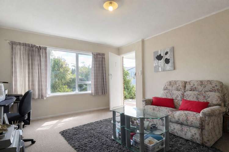 2/13 Koromiko Street New Lynn_1