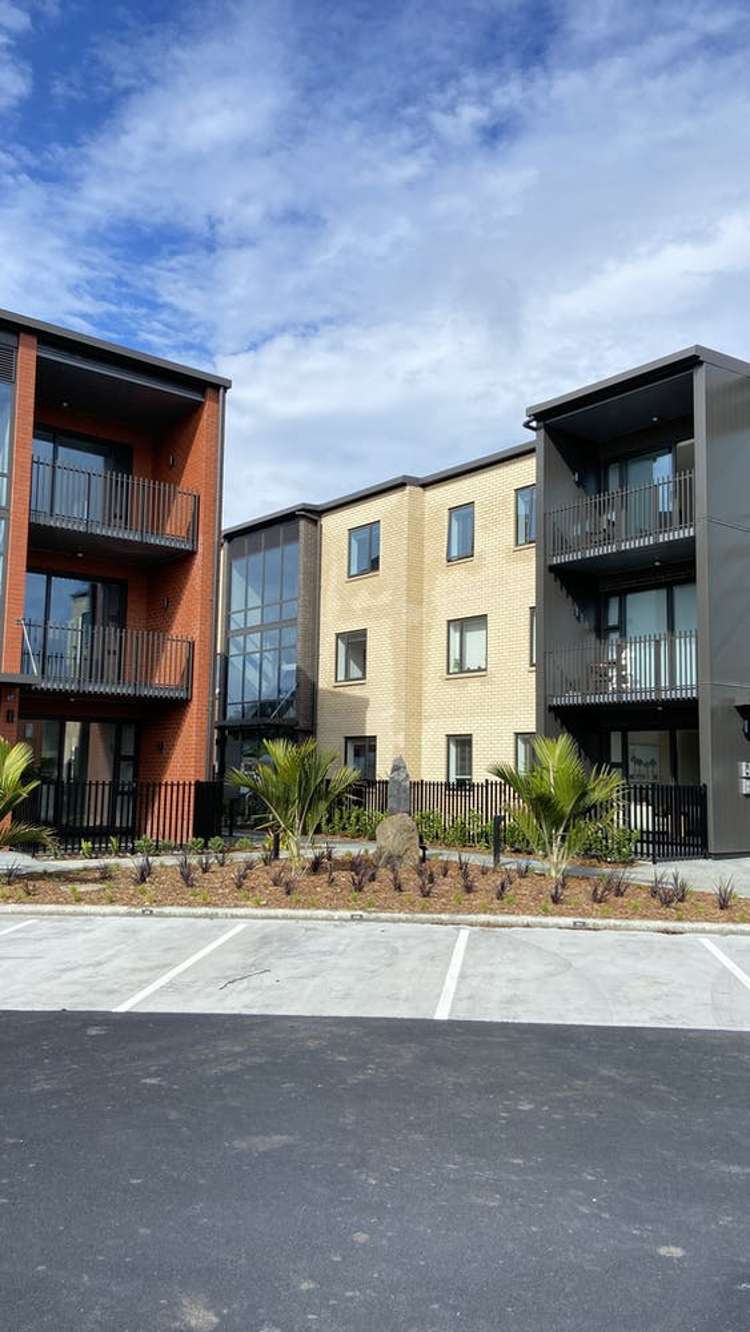 G04/10 Awataha Drive Northcote_9