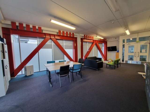 Whole Ground Floor, 45 Rugby Street Te Aro_3