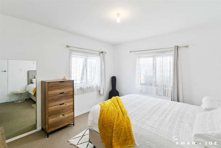 22 Netherlands Avenue Kelston_8