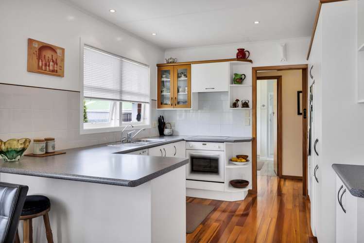 1 Reid Avenue Hawera_2