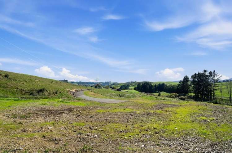 1618 Ararimu Road Hunua_10