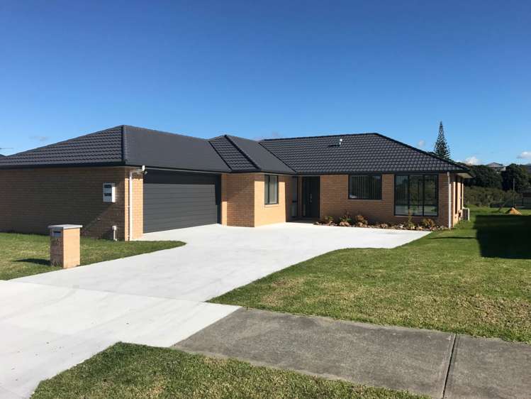 82 Tamure Place Ruakaka_0