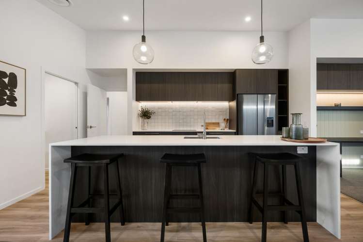 174 Burdon Loop Lake Hawea_8