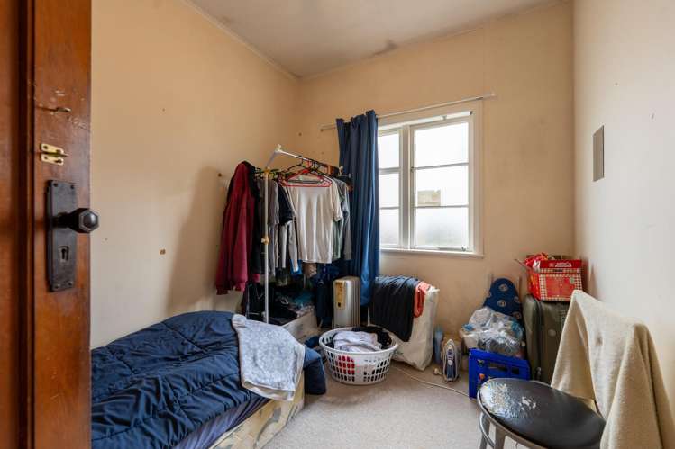 218 College Street West End_6