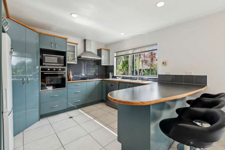 49 Carousel Crescent East Tamaki Heights_11