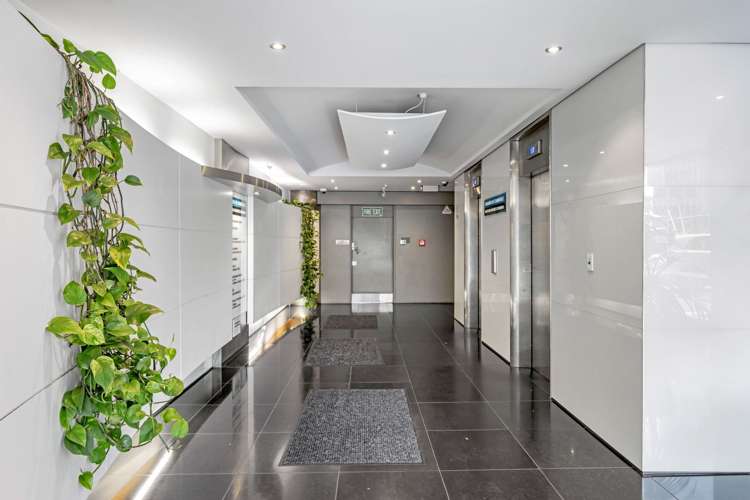 Multiple floors/90 Symonds Street Auckland Central_6