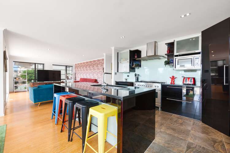 9 Clansman Terrace Gulf Harbour_14