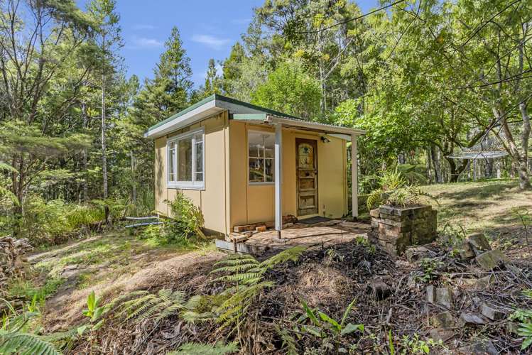 200 Forest Hill Road Waiatarua_19