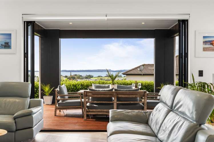 14 Thistle Close Beachlands_10