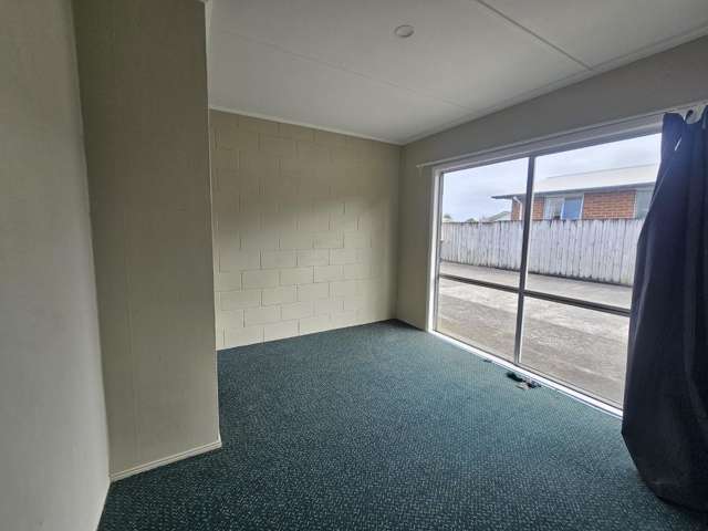 2/12 Naumai Place 2164_4