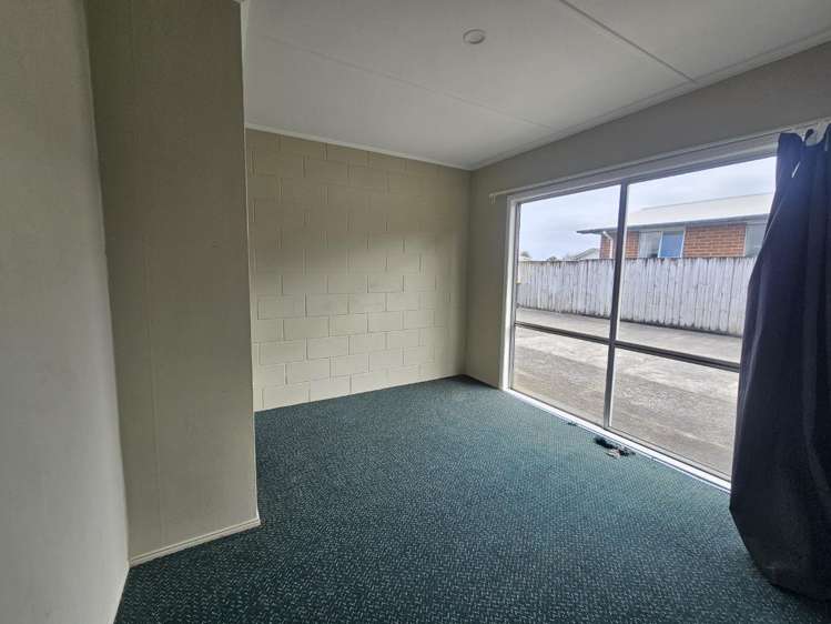2/12 Naumai Place 2164_4