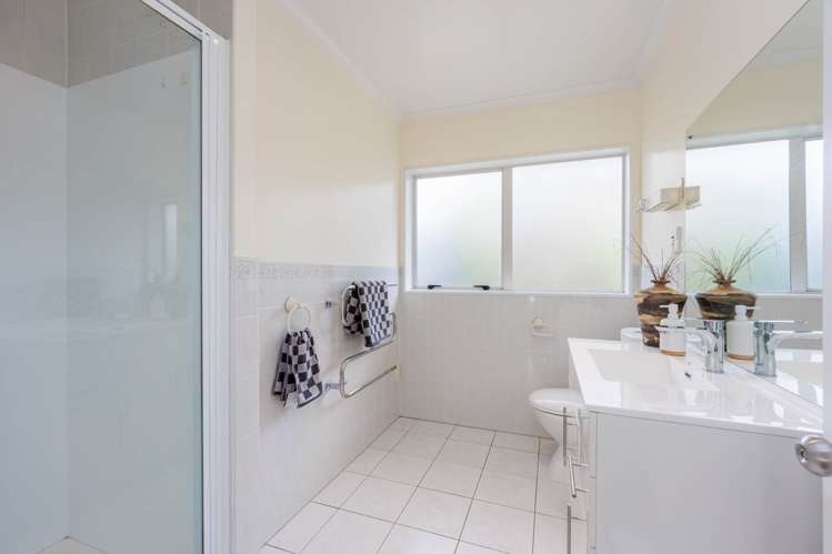 37 Princeton Parade Albany_16