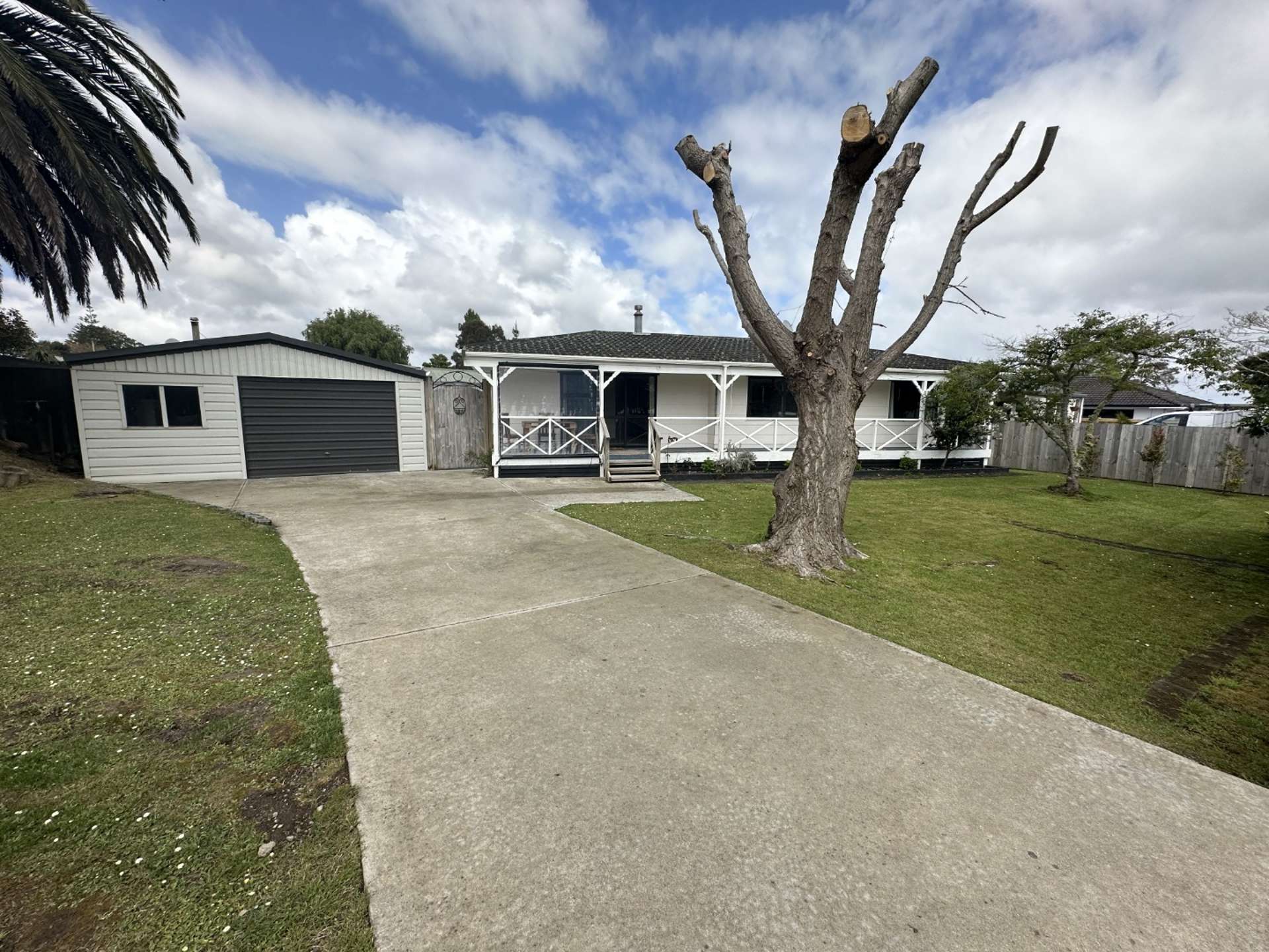 19 Fourth View Avenue Beachlands_0