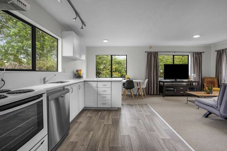 2/1159 High Street Taita_8