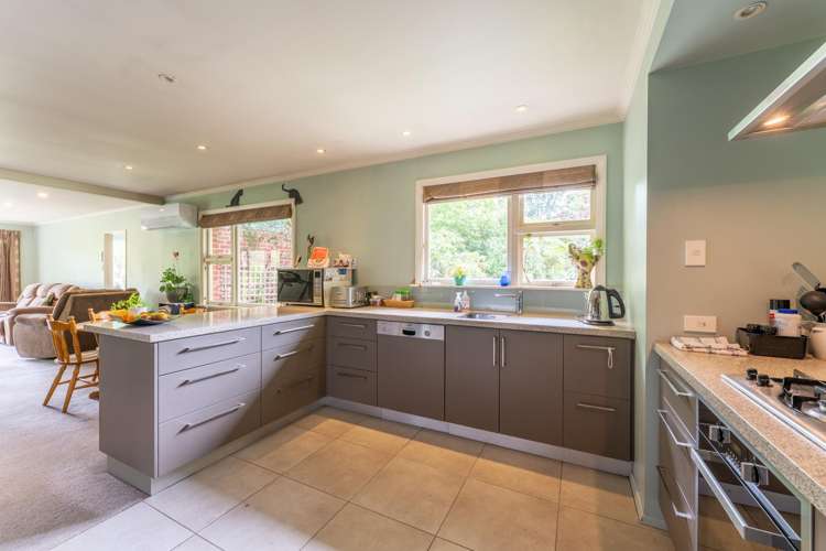 52 Levels Plain Road Levels_9