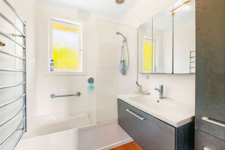 42 Selwyn Crescent Forrest Hill_15