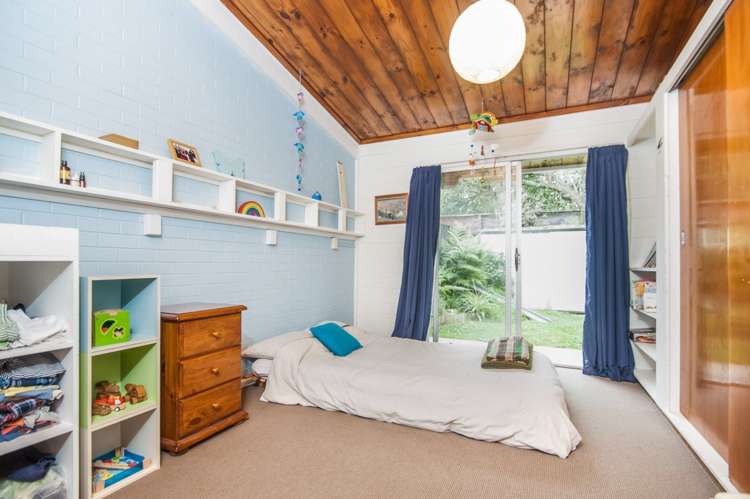 92 Sabulite Road Kelston_8