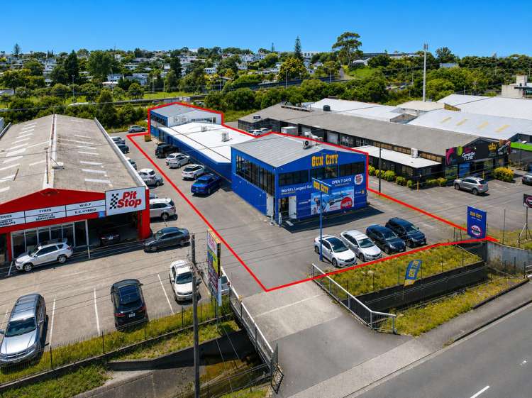 93 Wairau Road Wairau Valley_0