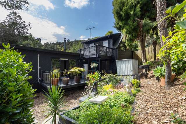 53 Foster Avenue Huia_2