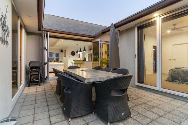 49 Oriental Parade Papamoa_18