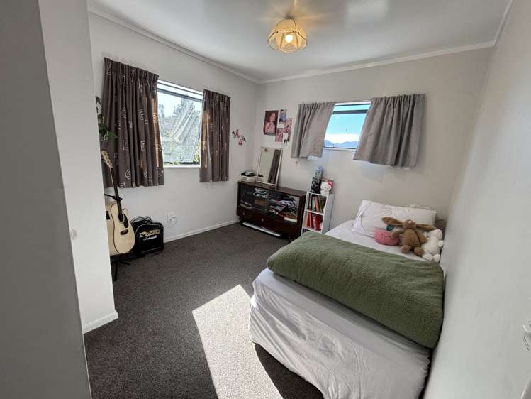 1 Banff Way 10820_14