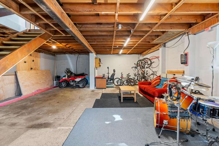 13 Delphic Street Sawyers Bay_21