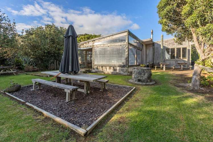 Wai-iti Beach Retreat Beach Road Waiiti_22