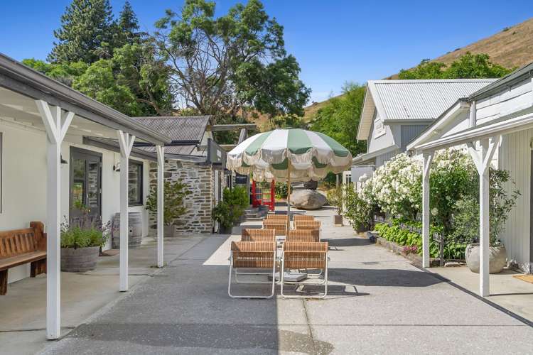 Cnr Ruffell and Ardgour Valley Roads Tarras_17