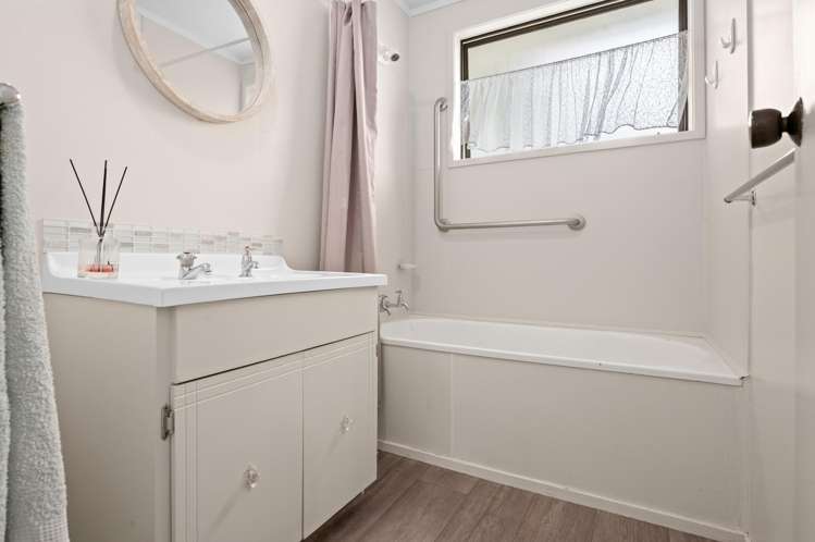 4 Windleborn Lane Melville_7