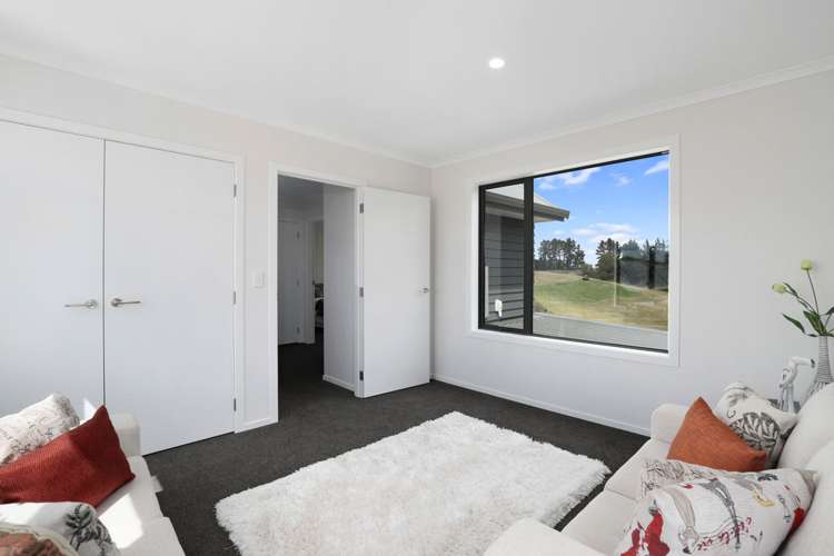 12 Clifford Close Leamington_13