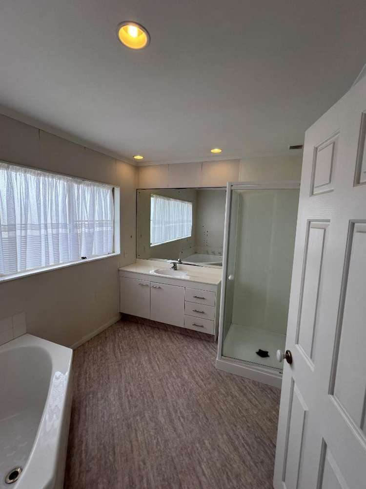 8 Covina Place Somerville_12