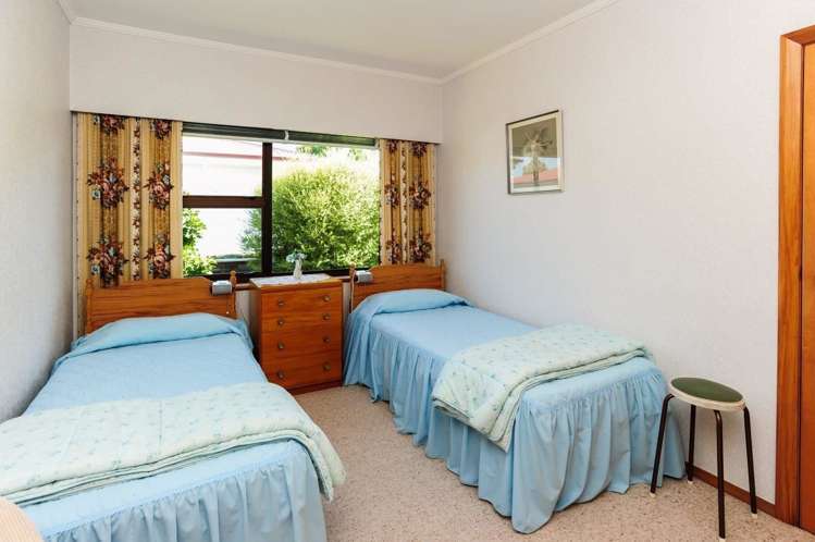 526 Hart Drive Frimley_7