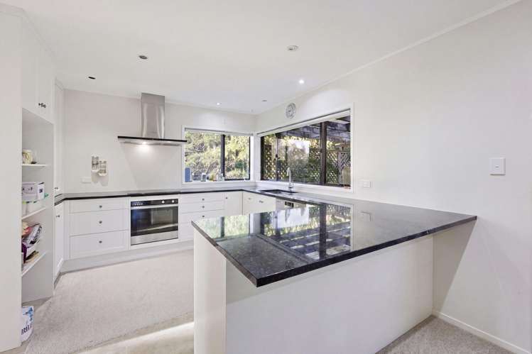 42 Murvale Drive Bucklands Beach_11