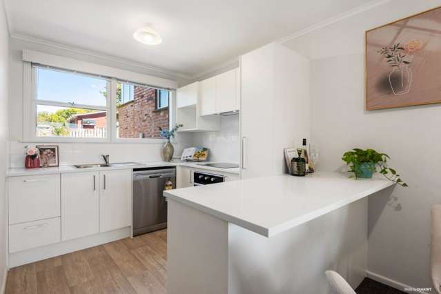 6/164 Blockhouse Bay Road Avondale_4