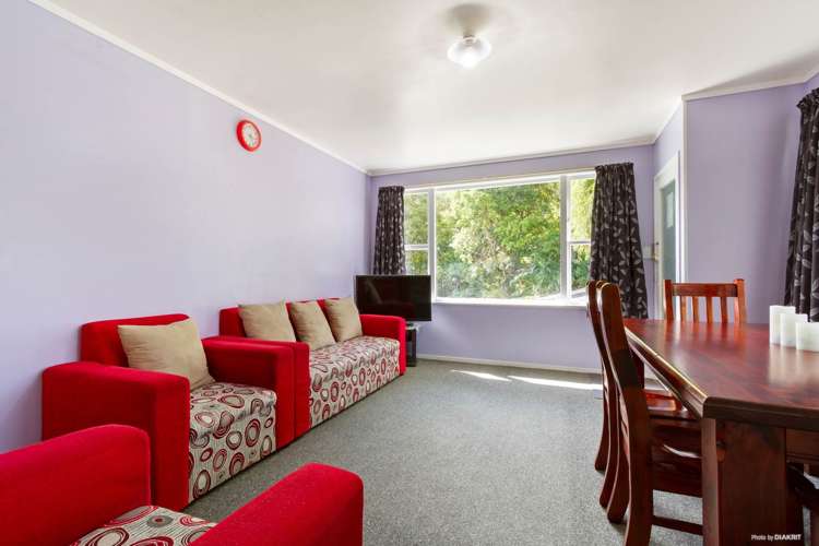 1/134 Edmonton Road Te Atatu South_2