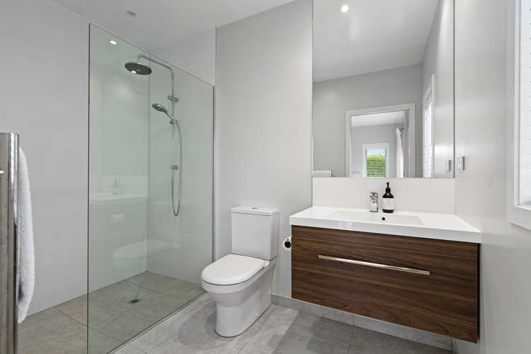 50 Jarrett Terrace Leamington_13