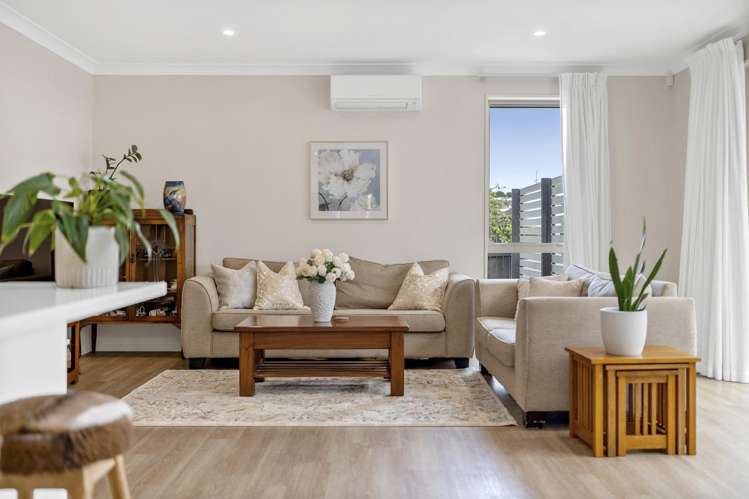 25 Reliance Crescent Beachlands_19