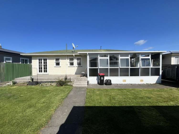 814 Ferguson Street Akina_13