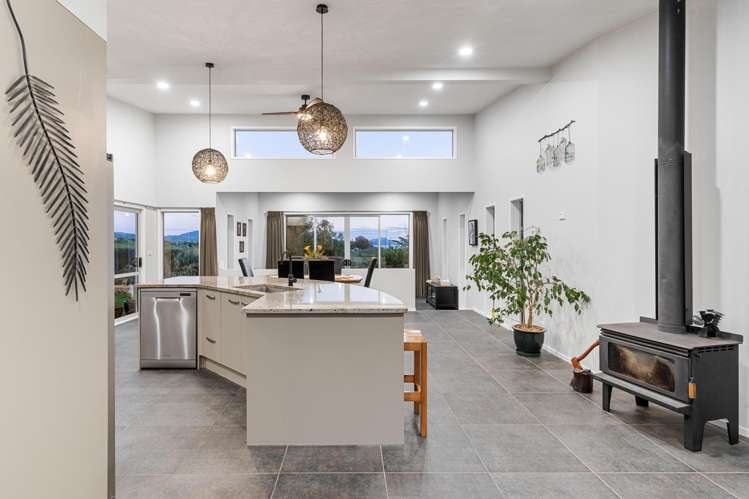 6 Ascot Vale Tikitere_7