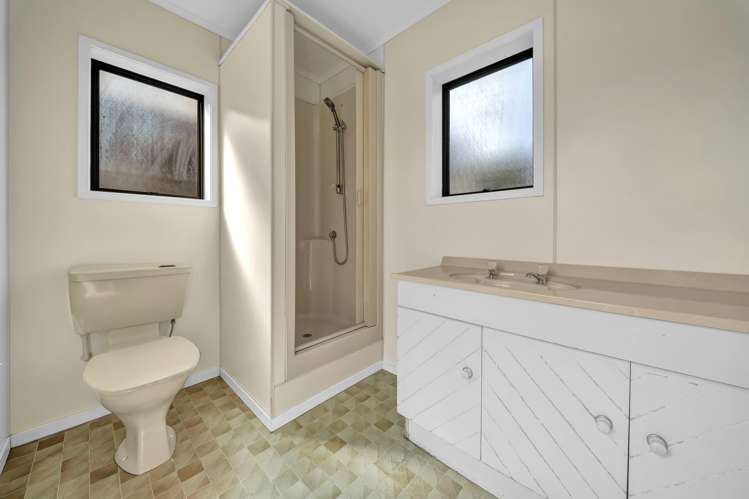 16 Westholm Way Pahurehure_19