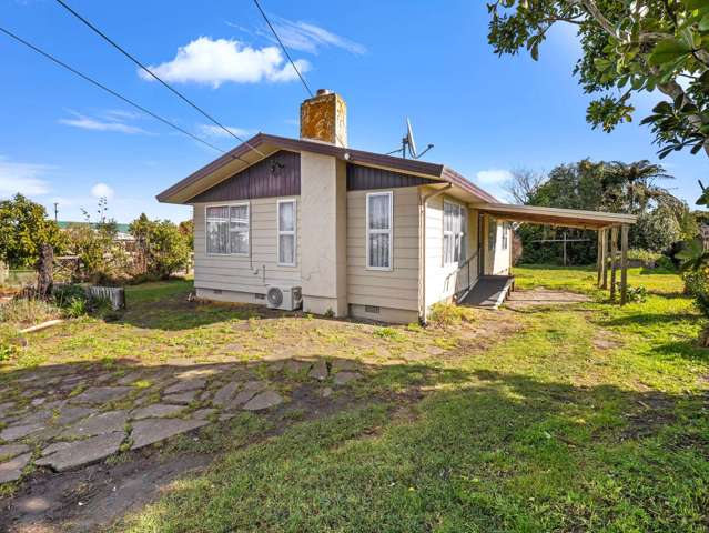 Under Contract - Back up offers welcome