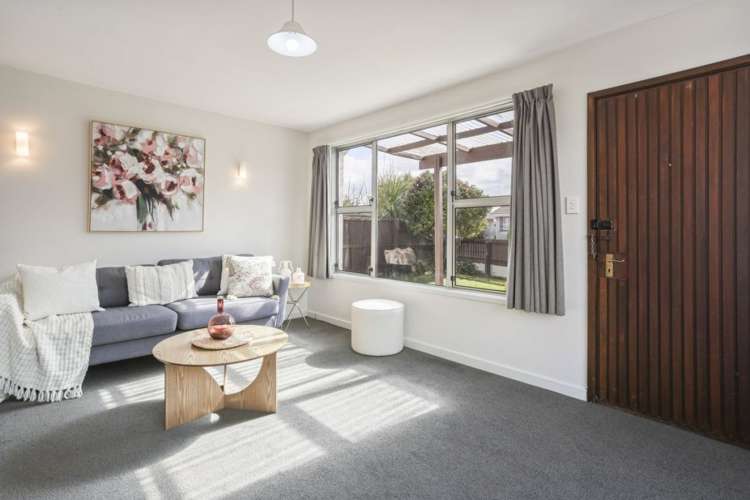 1/6 Quinton Place Bishopdale_9