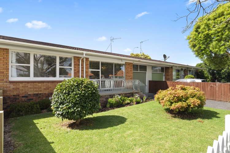 2/20 Victoria Street Pukekohe_18