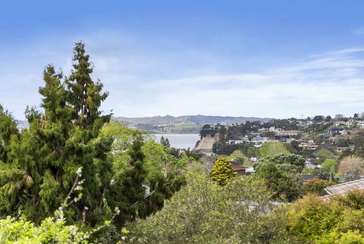 63 Parkhill Road Mellons Bay_7