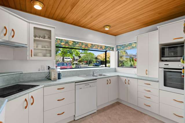 14 Thurlestone Place Burnside_1